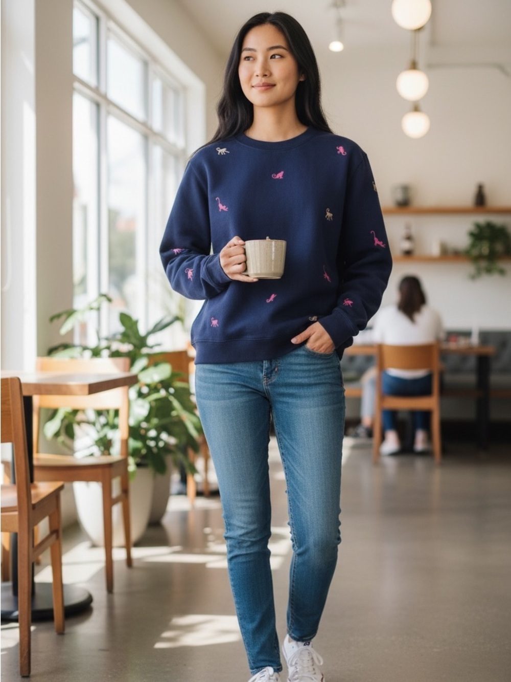 Lilly Pulitzer Ballad Monkey Embroidered Sweatshirt Size L Navy Blue Crewneck🐒